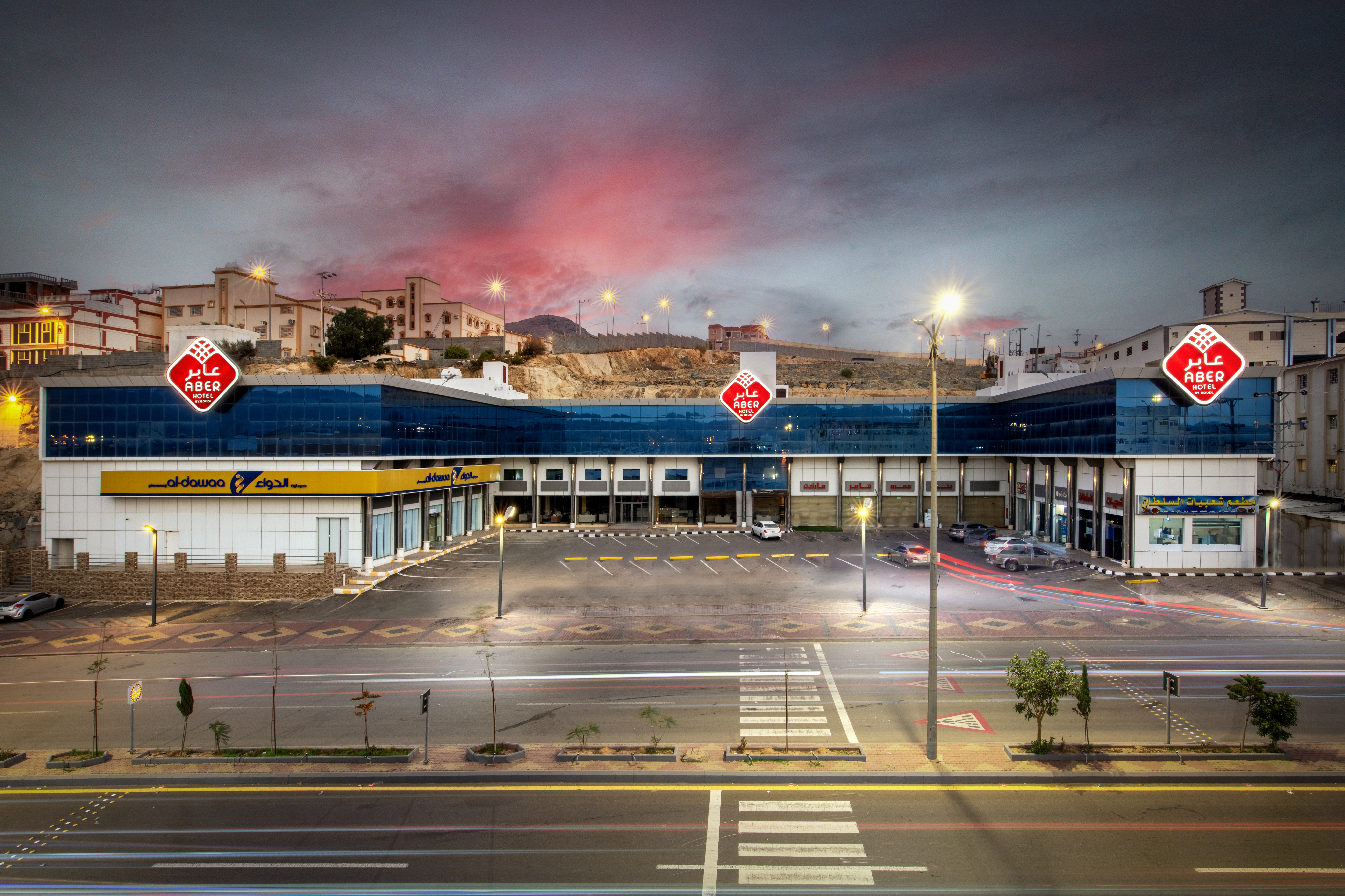 فندق عابر بني عمرو